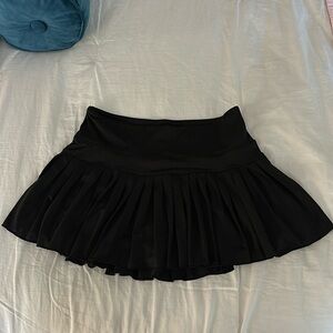 Goldhinge Black Mini skirt size small